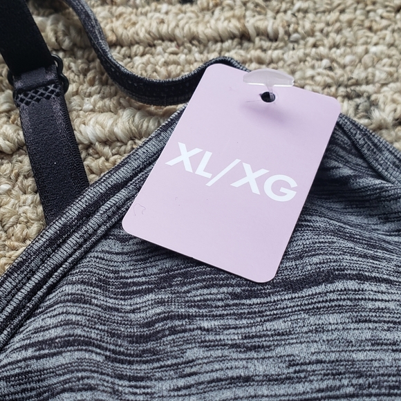 Ladies Secret Treasures Gray Bralette Seamless Adjustable Straps Size XL - Picture 3 of 7